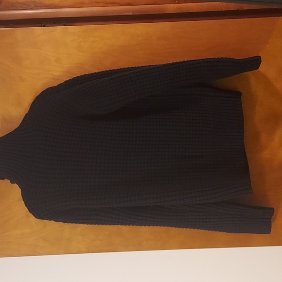 Banana Republic Turtle Neck Sweater - Picture 6 of 8
